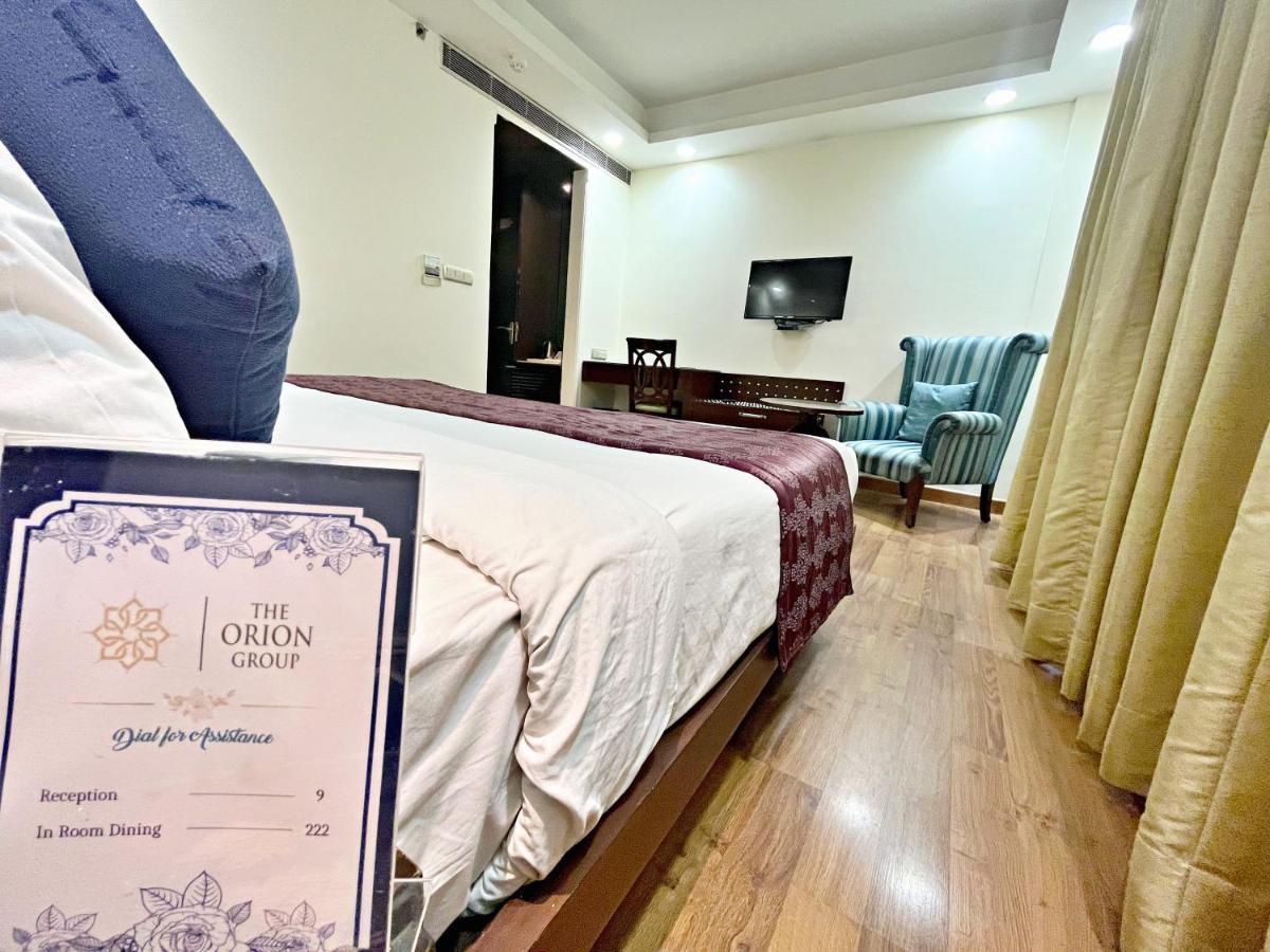 The Grand Orion - Kailash Colony New Delhi Bagian luar foto