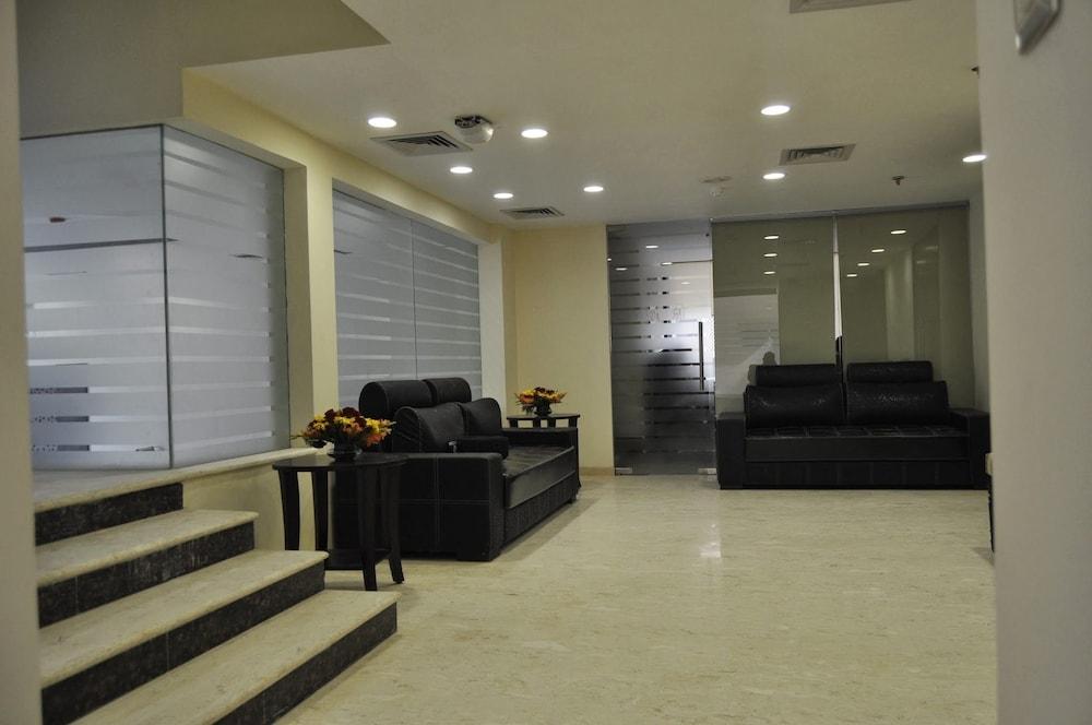 The Grand Orion - Kailash Colony New Delhi Bagian luar foto